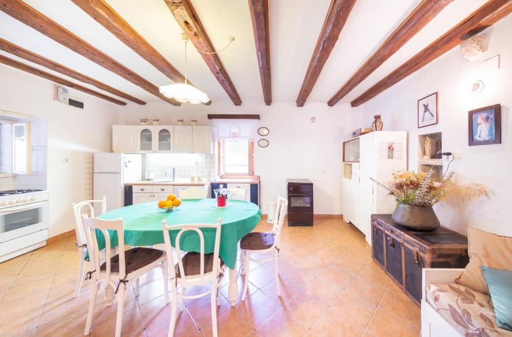 Holiday Home Burba Komiža Dış mekan fotoğraf