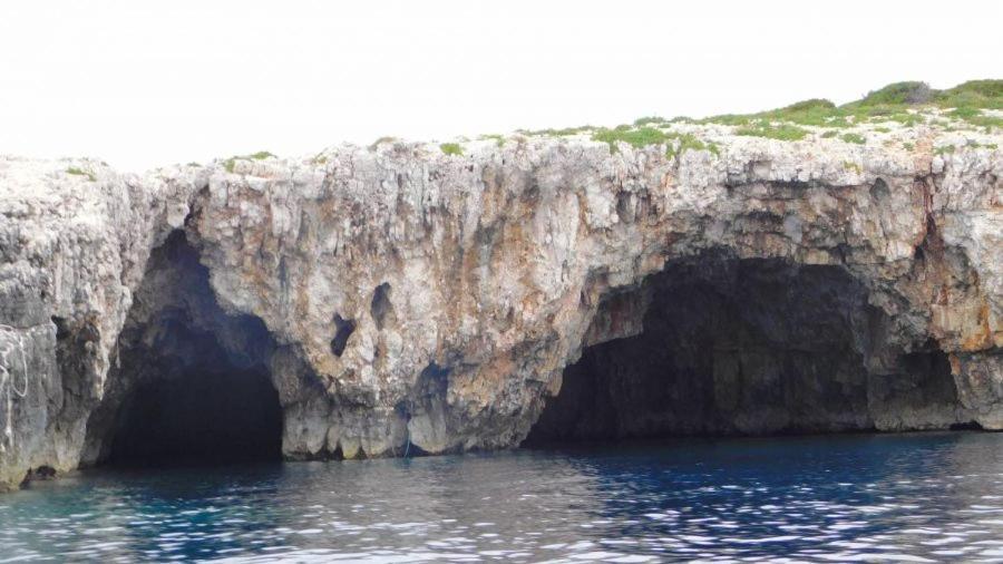 Holiday Home Burba Komiža Dış mekan fotoğraf